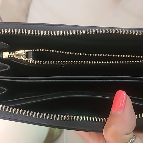Kate Spade wallet - Picture 5 of 5